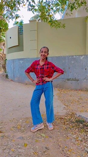 Naach meri jaan🍒 #dance #dancecover#dancer#simplyananyah#naachmerijaansong#dancereels #trendingshort