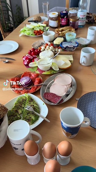 What I Eat in a Day as a Mom-to-Be