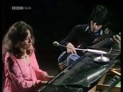 690K views · 21K reactions | Happy birthday to brilliant singer-songwriter Carole King! Here’s a performance of "It's Too Late" recorded for the BBC in 1971 in support of her landmark album ‘Tapestry.’ | Legacy Recordings | Facebook