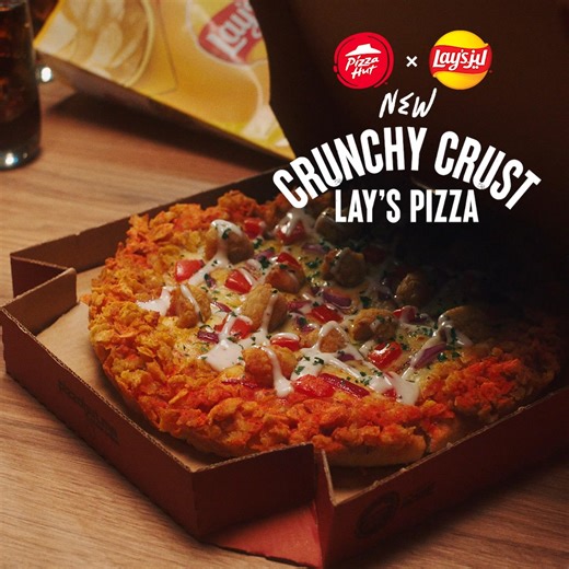 New Crunchy Crust Lay's Pizza from Pizza Hut. A new crunchy collab that makes you start by the crust! | Pizza Hut