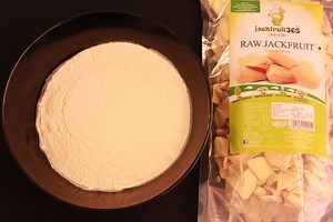 14K views · 139 reactions | The easiest way to reduce glycemic load, reduce calories and increase fiber of your favorite Rice Flour or Wheat Flour dish is to add 1/3rd raw jackfruit flour, and you will not see any change in taste or texture and only a positive change to your health!!! It only takes a minute to make raw jackfruit flour from Jackfruit365 | Jackfruit365 | Facebook