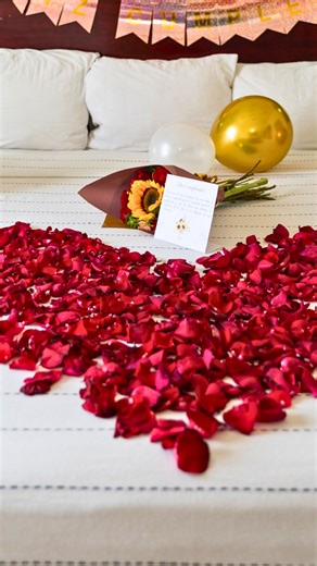 Este 14 de febrero celebra el amor en Huatulco 💕 Cena romántica a la orilla del mar, atardecer incluido… y nosotros nos encargamos de cotizar tu cena especial🌅🍷 #EsenciaCoco #CocoGroup #SanValentín #Huatulco #ViajaConCoco #AmorQueSeViaja | COCO GROUP Agencia De Viajes