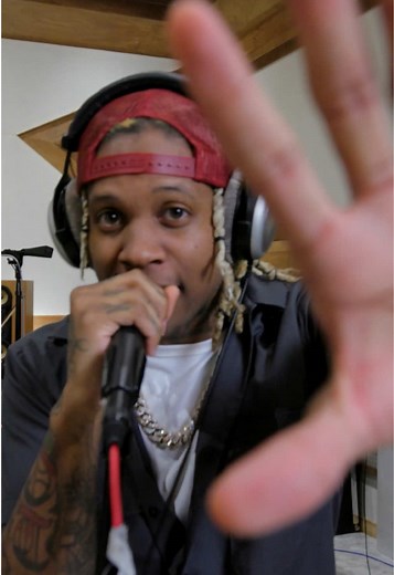 Lil Durk Performs 'No Auto Durk' with Live Orchestra