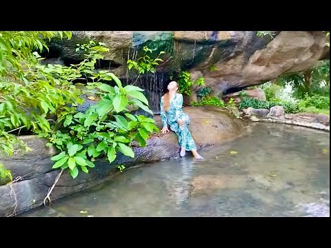 Wet dress • Wet look • Natural spring reservoir • get wet in clothes • Wetlook