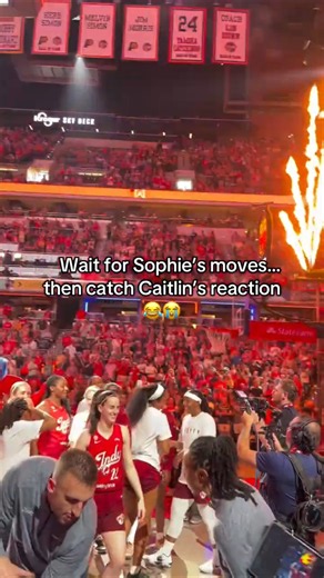 😂 Caitlin Clark reacts to Sophie Cunningham TWERK pregame| Indiana Fever WNBA women's basketball NBA