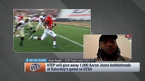 Aaron Jones greeted with surprise call from his former college coach during interview