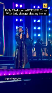 1.7M views · 10K reactions | Kelly Clarkson Has Some Interesting Lyric Changes While Singing 'abcdefu.'  | Entertainment Tonight | Facebook