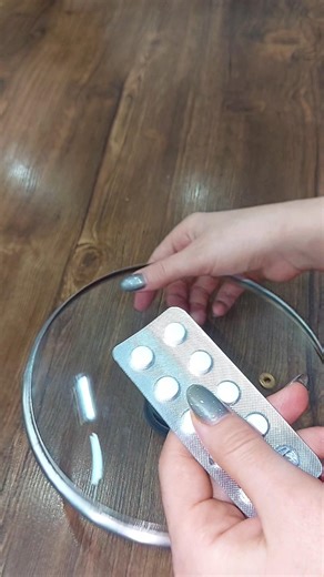 CLEANING TIPS | How to Instantly Clean Pot Lid Corners!😬💊🤯😱 #shorts