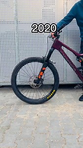 MTB 2000 VS MTB 2020 #mtb #bicycle Watch new video now on my Youtube channel. Click the link in my bio or head over to @bike.muenchen Don’t forget to hit follow for more content like this.. @bike.muenchen | Bike Muenchen