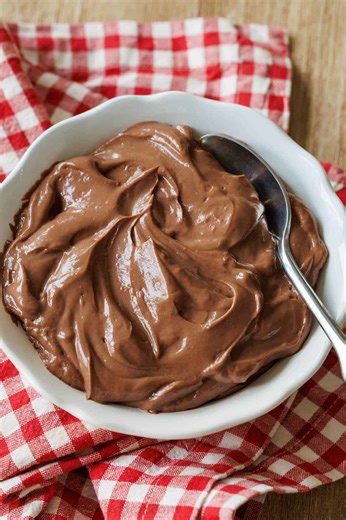 This Hard Boiled Egg Chocolate Pudding is a sweets lover’s dream since it tastes just like creamy chocolate pudding. Recipe: https://natashaskitchen.com/boiled-egg-chocolate-pudding/ | NatashasKitchen.com