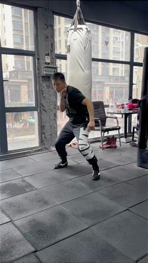 Parallel Slipping Technique #boxing #boxingtraining #boxingtechnique #boxingworkout