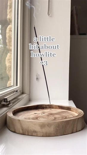 Discover the Benefits of Howlite Crystal | Cleansing and Charging Tips