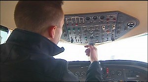 Pilot explains cockpit safety situation in U.S. planes