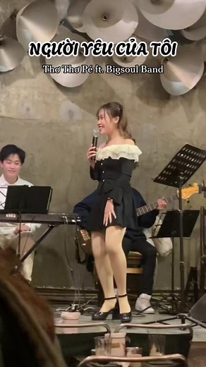 Người yêu của tôi ơi (Cover) - Lời hát vang vào đêm, ngàn lời tình ấm êm… Đêm nhạc rất nhiều cảm xúc, đúng lúc khán giả đang trầm xuống vì những ca khúc tâm trạng thì bài hát vang lên xoá tan bầu không khí đó luôn… Lên luôn anh em ơiiiii #nguoiyeucuatoi #tinhyeucuatoi #tinhyeucuatoiremix #tìnhyêucủatôi #thanhthaoremix #casithanhthao #nguoiyeucuatoioi #bigsoulband #congmydinh #nhac8x9xhaynhat #nhac8x9xmotthoi #nhacremix #trending #xuhuong