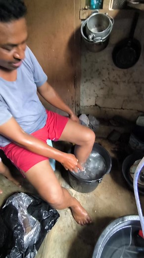 4.5M views · 33K reactions | Terapi menghilangkan asam urat dan muka asam akibat tidak ada uang  #reels #fyp #fbpro #pemula #pengikut #semuaorang #viral #teraphy @sorotan | Nusri Yoseblus Bako | Facebook