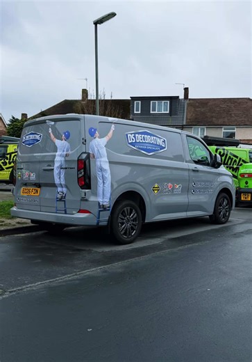graphics printed & installed for DS Decorating 🎨 Crisp grey base, bold branding and those custom painter visuals bringing it all to life 👌 This one is guaranteed to turn heads on site and on the road 🚐 YOU THINK IT, WE PRINT IT! ☎️01784 770 374 📧sales@blackstoneprinting.com 👋say hi to us on social media Signs 🟢 Wraps 🟢 Uniform 🟢 Print #VanWrap #Signwriting #VehicleGraphics #DSDecorating #BlackstonePrinting
