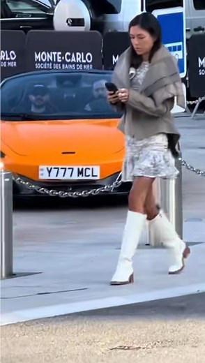 72 reactions | amazing video timing scene of the female model and the McLaren super car朗朗. #mclaren #ladymodel #timîngscene #gavappavlog #femalejaponmodel | Gerald Areola | Facebook