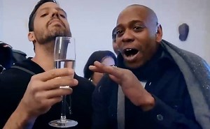 Magician David Blaine performs an incredible trick to Dave Chappelle, Drake, Steph Curry and more - check it out !! | Magique