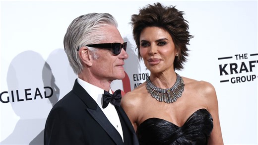 Adorable pics of Lisa Rinna and Harry Hamlin that put haters in their place