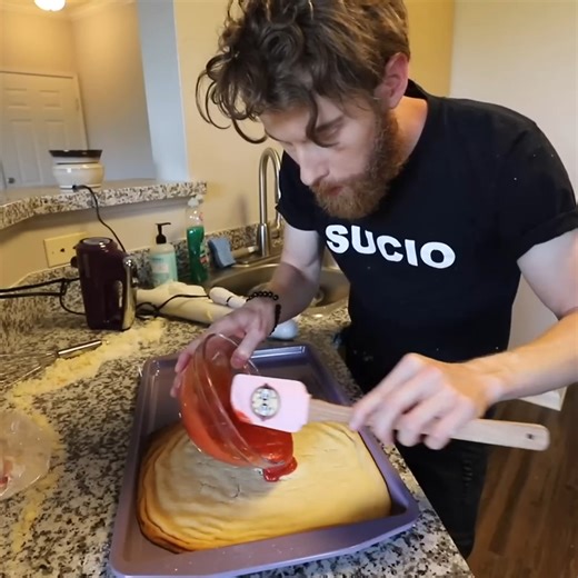 Google Translate Makes Pizza! 🍕😅 | Brandon Farris