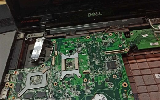 戴尔inspiron N4010拆机教程