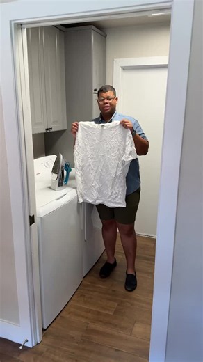 Get Wrinkles Out of Shirts Without an Iron — Quick 3-Minute Hack