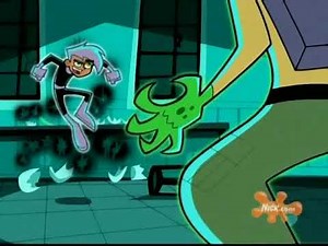 Danny Phantom dunks Tucker Phantom