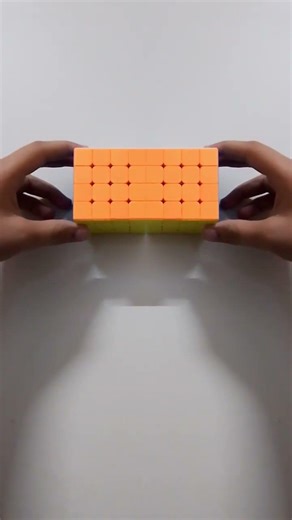 1 finger ☝🏻 on 4 by 4 Rubik's cube ? 😱😱😱😱 #algorithm #algorithm #cubeconversation #insight #likeme