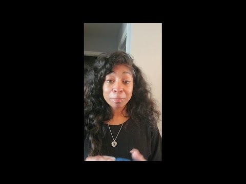 A REAL review of Extra Large Weekly Pill Organizer - XL Vitamin Holder with 7 Detachable AM PM Comp