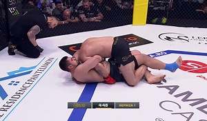 Cel mai rapid takedown din MMA? Doar 3 secunde 😳 Va reuși Ion Grigore să îl domine la sol pe Tolea Ciumac pe 10 octombrie? Bilete la gală pe site 🔗 heroesmma.ro | Heroes MMA