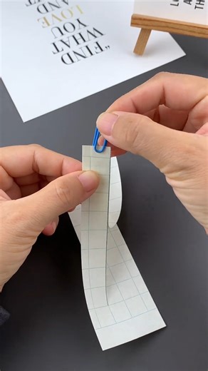 Làm một chong chóng giấy đơn giản chỉ với 2 nhát cắt #handmade #diy | Tun Tun Shop