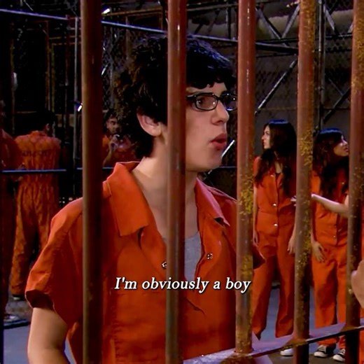 Why am I placed on the girls' side?//Victorious.S2E6#victorious #shorts #viral #shortvideo #edit