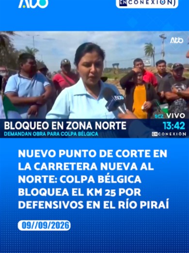 Colpa Bélgica instala nuevo punto de bloqueo en la carretera Santa Cruz-Cochabamba Pobladores y vecinos de Colpa Bélgica instalaron un punto de bloqueo en el kilómetro 25 de la carretera nueva Santa Cruz-Cochabamba, interrumpiendo el tránsito en la vía al Norte Integrado. La movilización exige a la Gobernación de Santa Cruz la ejecución de obras de protección hidráulica y defensivos en la cuenca del río Piraí para reducir el riesgo de inundaciones en la zona. El nuevo corte de ruta se suma al bl