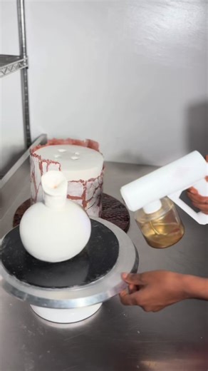 Mini traditional wedding cake🤩#cakesbyfavyben #traditionalweddingcake