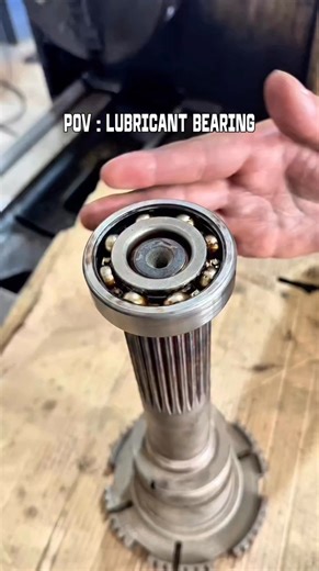 Roni Subagio on Instagram: "POV : Lubricant Bearing 🧑🏻‍🔧 #Mechanic #fyp #Reels #Repair #Maintenance"