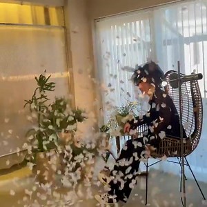 Baby got scared 😂 | EXO-L