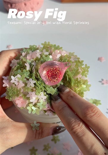 Rosy Fig Jelly Gel Slime: Texture and Fun