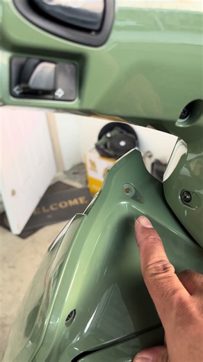 วิธีต่อสวิตช์ Bluetooth สำหรับไฟสปอร์ตไลท์