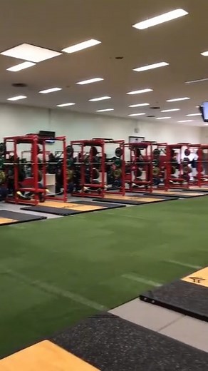 Exciting news! 🎉 The first Warrior Athlete Readiness and Resilience (WARR) Center on Okinawa officially opened on February 6—right next to the House of Pain Fitness Center on Camp Hansen! This brand-new facility is built for next-level strength and conditioning and is modeled after professional and NCAA Division-1 collegiate training centers. One of its biggest highlights? They are equipped with a state-of-the-art turf space perfect for sprints, agility drills, sled work, free movement and stro