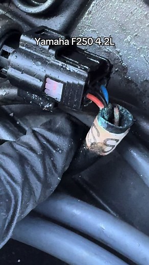 customer complaint “My speedometer isn’t working” Usually its just the speedometer pick up tube clogged with debris. The inlet wasn’t obstructed. So i pulled the cowling to check the sensor and speedo hose. This is what i found a broken wire that was corroded apart. Luckily there was enough wire coming out of the sensor that i could connect the broken wire back together. #repair #brokenwire #mechanic #maintenance #fixit #mechaniclife #outboards #boat #outboard #boatlife #yamahaoutboards #wiring