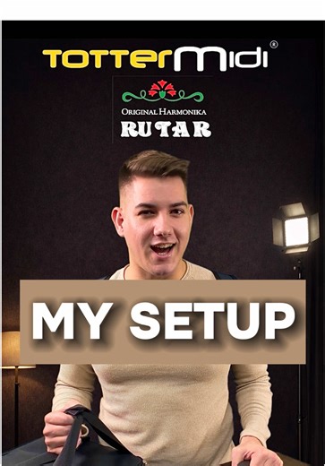 V mojo Rutar harmoniko je vgrajen Totter MIDI TM4-LUX, ki omogoča popolnoma nov nivo igranja na več kot 100 različnih programih. Spodnji priključek skrbi za MIDI povezavo, zgornji pa za vokalni mikrofon, medtem ko dva vgrajena potenciometra omogočata hiter nadzor glasnosti vokala in desne strani. Vse skupaj povezuje kompakten Totter MIDI modul TM4, signal pa potuje v Bose S1 Pro , ki poskrbi za izjemno močan in kakovosten zvok. Da je setup res mobilen, imam tudi torbo za zvočnik ter mali nahrbtn