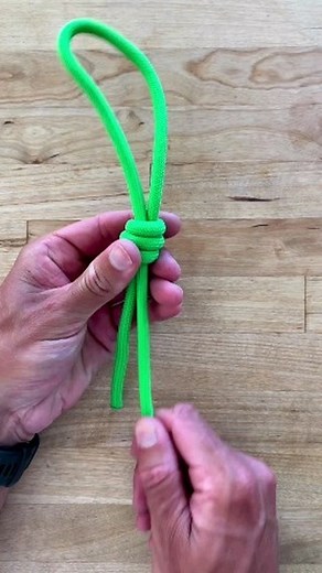 3.7K views · 291 reactions | By  @knotsbymarcus "The Scaffold Knot is great when you want to snug down tight to an object such as a carabiner or keychain. Beware, once tightened down it can be difficult to undo." . . . #craftypanda #homeandgarden #knots #ropes #ropskills #camping #boating #sailing #ropehack #outdoors #crafts #handy #useful #diy #howto #tutorial | Survival Nature Tips | Facebook