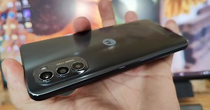 Motorola Moto G82 5G review detaliat în limba română (Evaluare Mobilissimo)