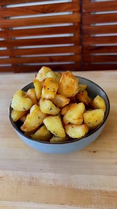 500K views · 12K reactions | Crispy Roasted Potatoes for Christmas ...