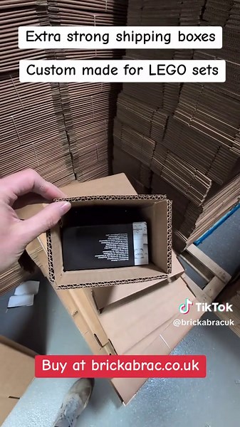 Custom Shipping Boxes for LEGO Sets Available Now