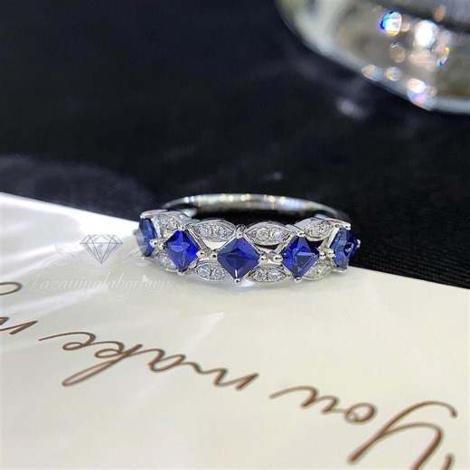 Blue Sapphire and Diamond Band Ring, Vintage Sapphire Wedding Band - Etsy