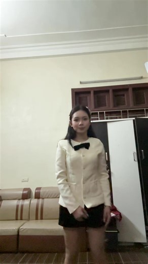 Video của hằng (@anhtuyet02_) với bản nhạc nhạc nền - DARK MUSIC ENT