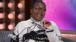 30 Rock's best kept secret is... the 8th floor bathroom?! 🤣 | The Kelly Clarkson Show