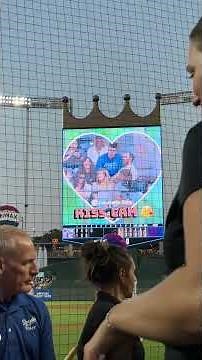 Kiss Cam ❤️😂 | Cubs vs Royals | 8/7/26 #shorts #mlb