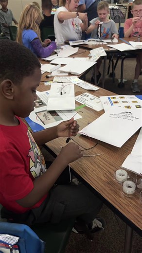 Teachers, are you looking for a FREE way to empower kids to build,...